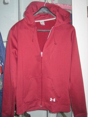 Ladies Under Armor Athletic Sport Full Zipper Hoodie - Large.